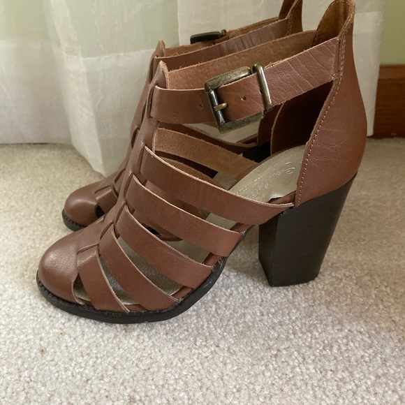 Seychelles Brown Heeled Booties - Picture 2 of 6